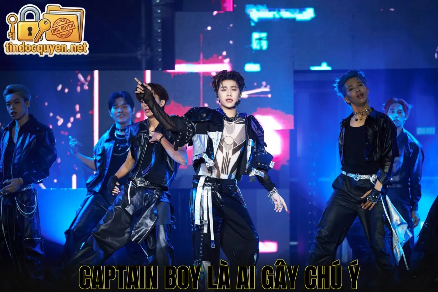 Captain Boy là ai gây chú ý